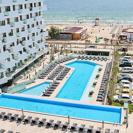 Summer Residence Apartment In Infinity Beach Resort - Parking Мамая Экстерьер фото