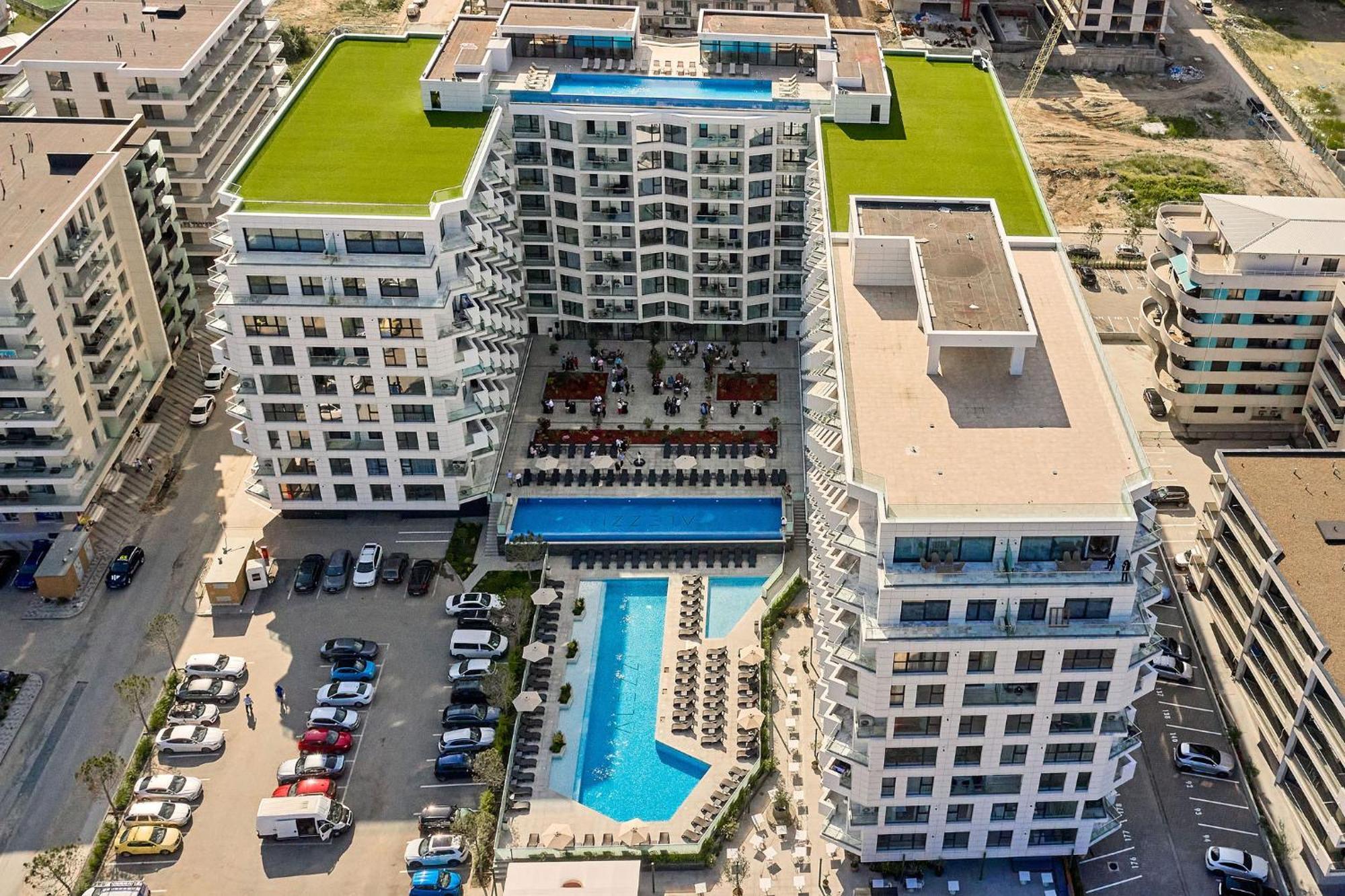 Summer Residence Apartment In Infinity Beach Resort - Parking Мамая Экстерьер фото